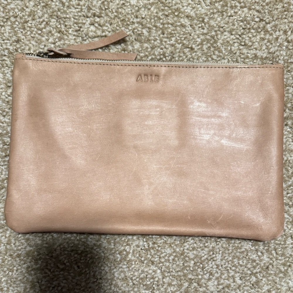 Able Pouch